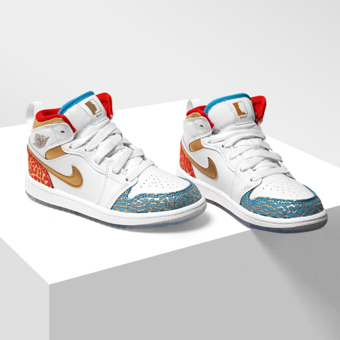 Air Jordan 1 Mid - Sneaker School NC to Chi (PS)