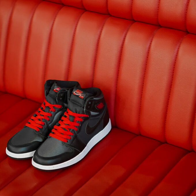 Air Jordan 1 Retro High Black Satin Gym Red Black