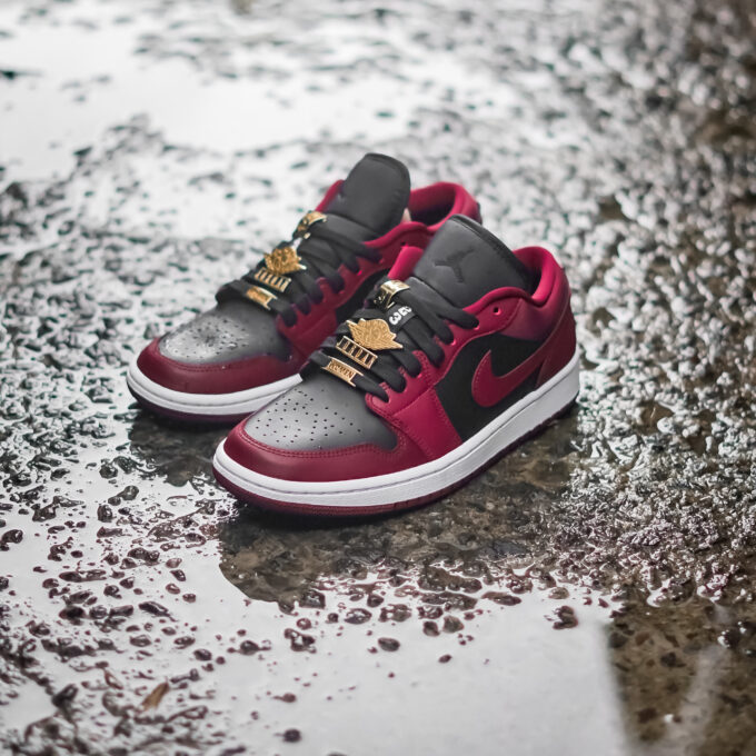 Air Jordan 1 Low Beetroot (W)