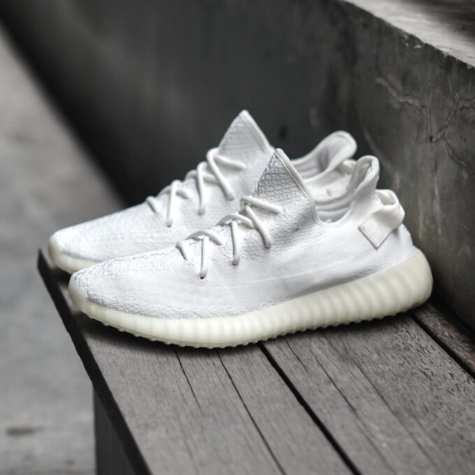 adidas Yeezy Boost 350 V2 Cream (Outsole Yellowing)