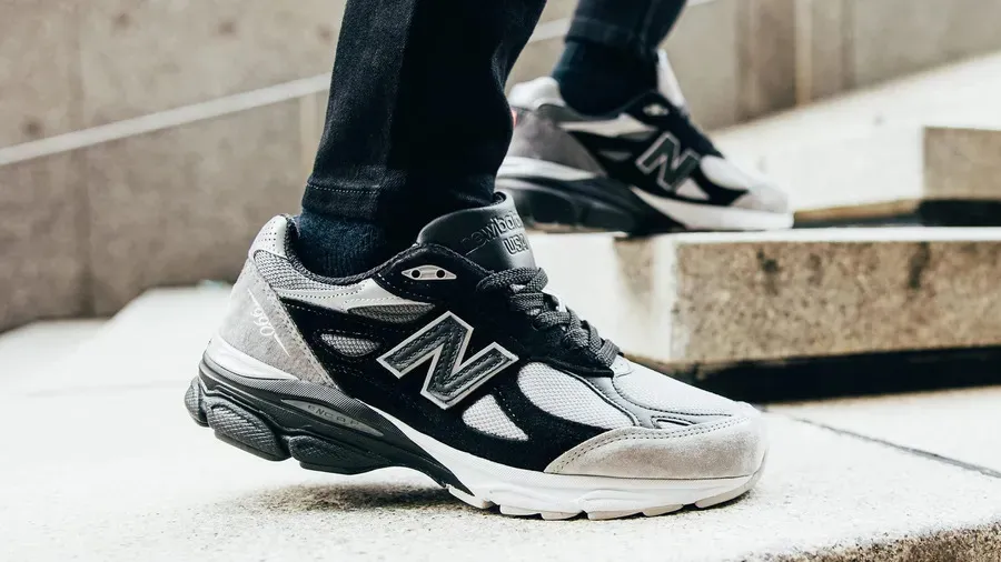 new balance lari