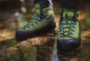 rekomendasi sepatu anti air