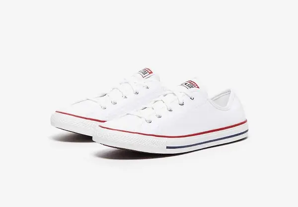 sepatu converse warna putih