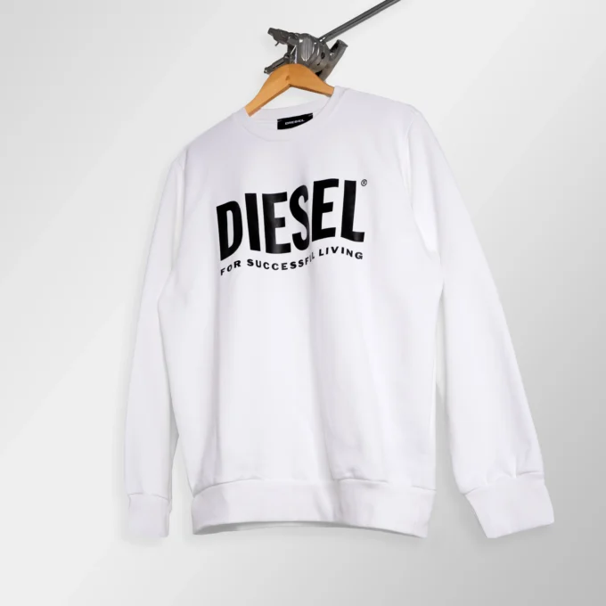 tampak depan crewneck diesel putih