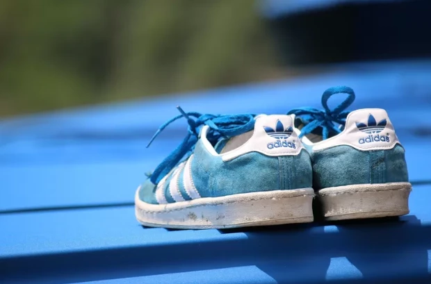 5 Rekomendasi Sneakers Untuk Lebaran