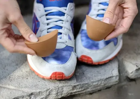 Cara Mengecilkan Sepatu yang Kebesaran